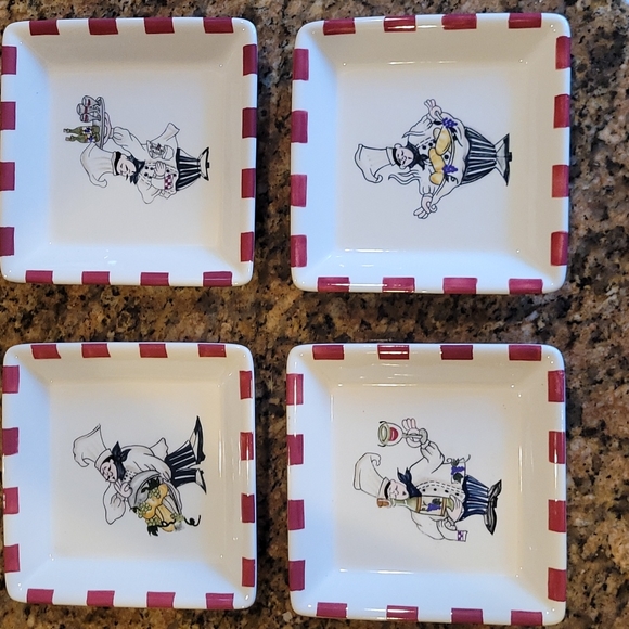 4 SONOMA BORDEAUX CAFE CHEFS COCKTAIL PLATES WITH CHECKER BORDERS - Picture 1 of 6
